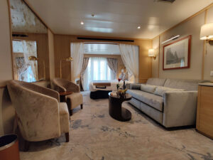 Suite 632