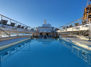 Pooldeck