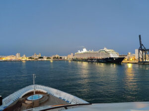 Mein Schiff 3 in Cádiz