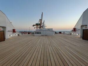 oberes Sonnendeck