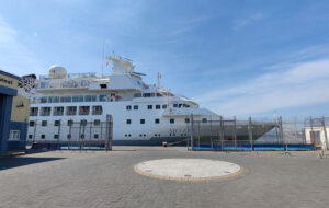 Silver Explorer