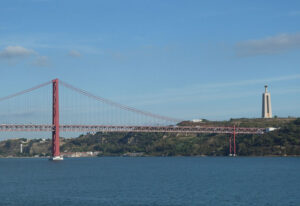 Ponte 25 de Abril