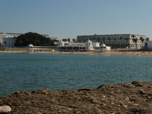 altes Strandbad an der Playa de Caleta