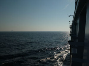 Marella Explorer 2 in der Ferne