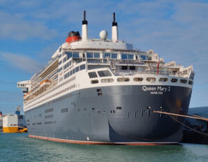 Queen Mary 2 in Southampton