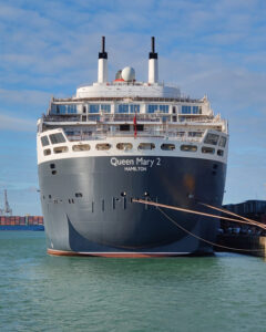 Queen Mary 2 in Southampton