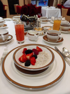 letztes Frühstück im Queens Grill