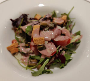 Gezupfter Blattsalat