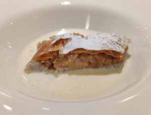 Apfelstrudel