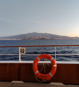 der Teide zur blauen Stunde