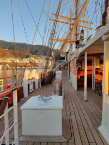 seitlich am Lidodeck