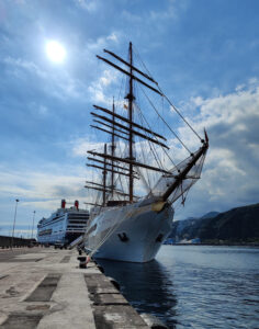 Sea Cloud Spirit in Santa Cruz