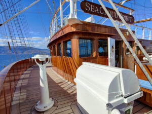 Aussichtsdeck vor der Brücke