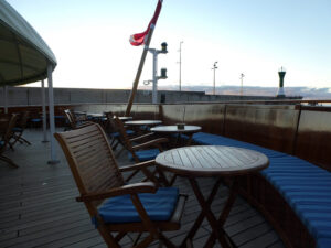 Lido Bar & Bistro