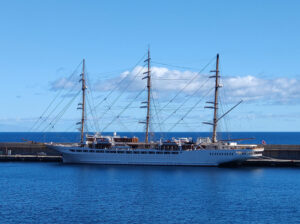 Sea Cloud Spirit in El Hierro