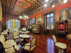 Roter Salon