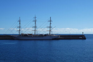 Sea Cloud Spirit in El Hierro