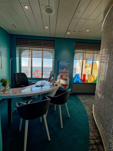 Cruise & Tours