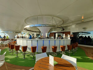 Lanai Bar