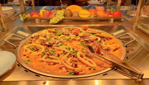 Paella vom Buffet