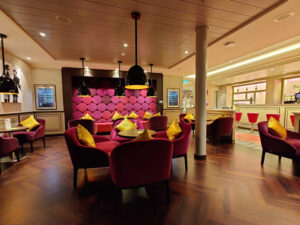 French Kiss Bar