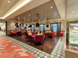 French Kiss Bar