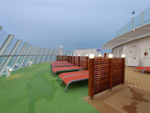 Sonnendeck Deck 18 vorne