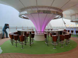 Lanai Bar