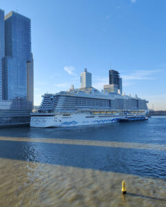 AIDAcosma in Rotterdam