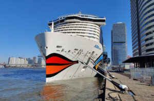 AIDAcosma in Rotterdam