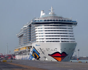 AIDAcosma in Zeebrugge
