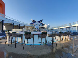 Pool Bar