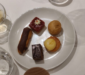 Petit Four