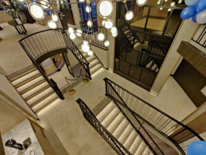 Split-Level im Foyer