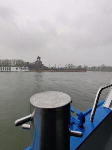 Abschied bei Schneesturm
