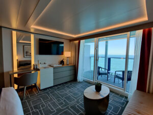 Aqua Sky Suite 10118