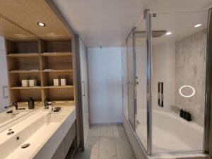 Sky Suite 12284