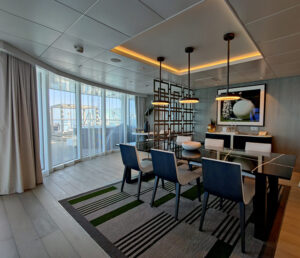 Iconic Suite 12100