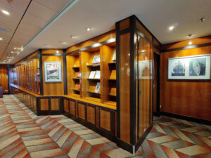 SS America Library & Internet Café