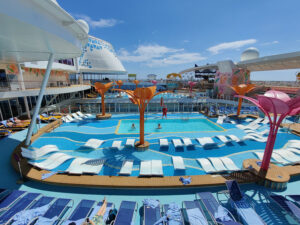 Main Pool rechts