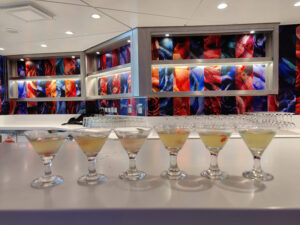 Wonderland Bar