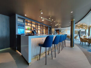 Suite Lounge