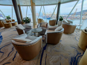 Suite Lounge