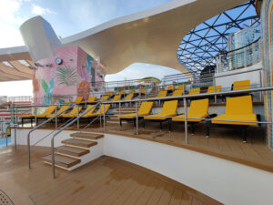 Main Pool rechts