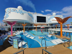 Main Pool rechts