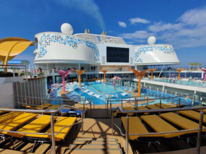 Main Pool rechts