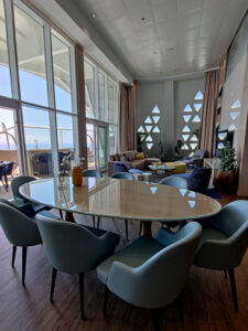 Royal Loft Suite 1810