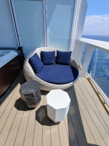 Royal Loft Suite 1810