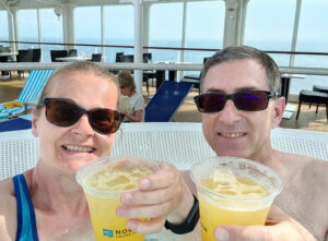 Prost aus dem Whirlpool