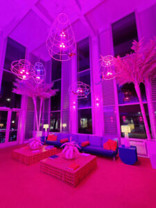 Shoreline Hotel